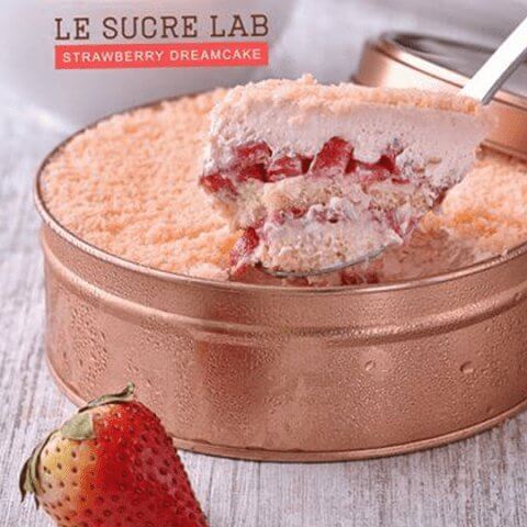Strawberry Dreamcake in Can - Gift Go Now