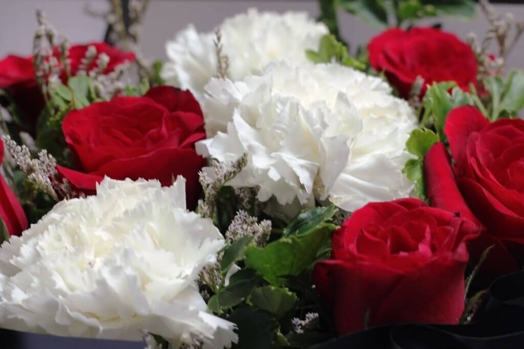 Sweet Romance - Gift Go Now
