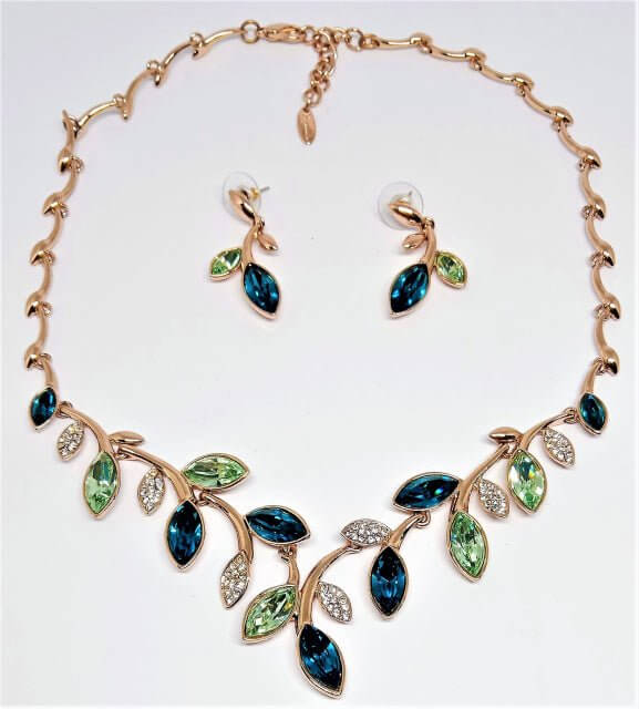 Twirl Jewelry Set (86300008-A) — Send to Philippines | GiftGoNow
