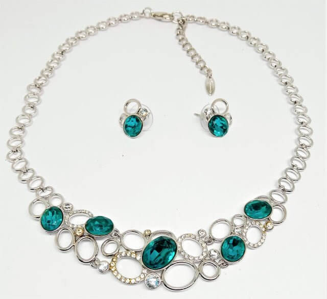 Twirl Jewelry Set (86300016-M) — Send to Philippines | GiftGoNow